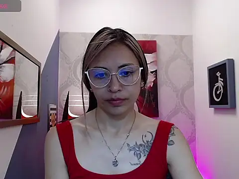 Liaaa Seraaph online show from 02-11-26, 01:44