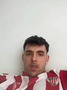 manu156789 online show from 05-18-26, 05:07