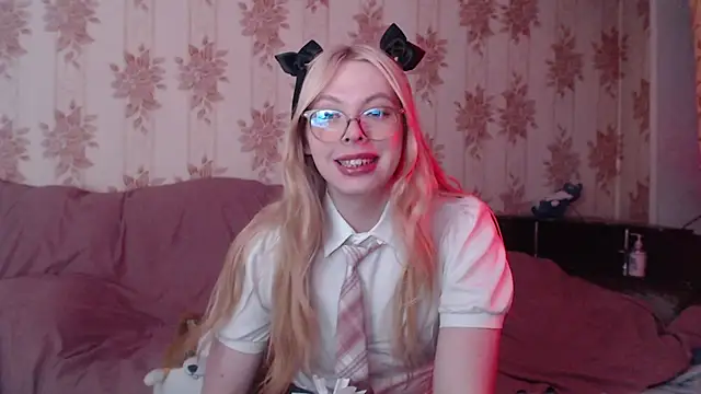 Cutie Bambi online show from 02-07-26, 12:24