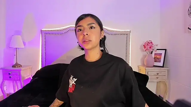 nia-malkova online show from 03-27-26, 11:44