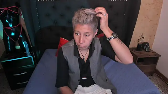 Kali Panther online show from 04-20-26, 07:37