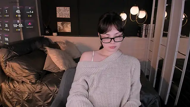 Snapshot of Maykinkya chatting on 05-03-26, 01:58 Maykinkya online show from 05-03-26, 01:58