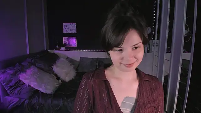 Snapshot of Maykinkya chatting on 06-23-26, 02:26 Maykinkya online show from 06-23-26, 02:26
