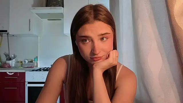 Snapshot of LissaBliss chatting on 06-15-26, 02:17 LissaBliss online show from 06-15-26, 02:17