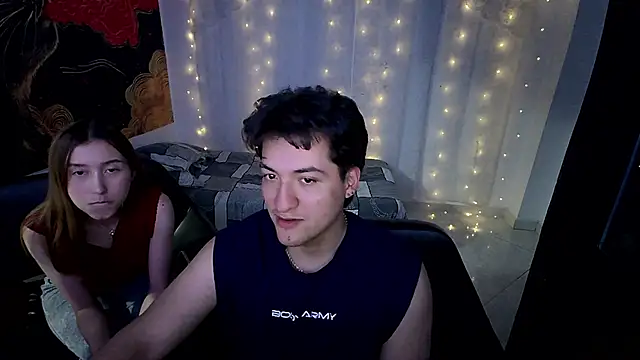 Snapshot of RoseSinsDonViktor chatting on 04-21-26, 02:03 RoseSinsDonViktor online show from 04-21-26, 02:03