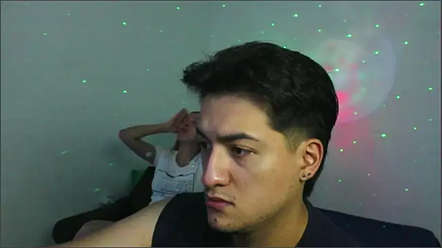 Snapshot of RoseSinsDonViktor chatting on 02-25-26, 01:55 RoseSinsDonViktor online show from 02-25-26, 01:55