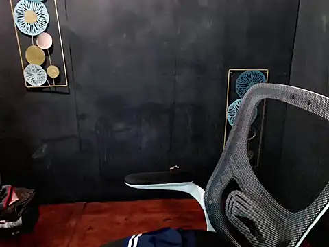 itsme jaja18 online show from 04-05-26, 10:38