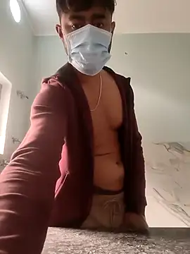 Snapshot of newtube0 chatting on 02-01-26, 07:17 newtube0 online show from 02-01-26, 07:17