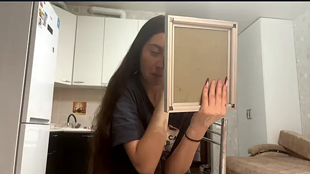 Snapshot of ZyntraLoom chatting on 02-01-26, 12:58 ZyntraLoom online show from 02-01-26, 12:58