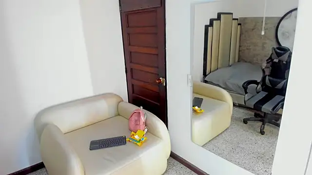 Philipp-Jones online show from 02-25-26, 01:22