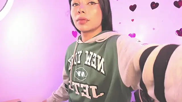 Bella Miller1  online show from 03-13-26, 04:12