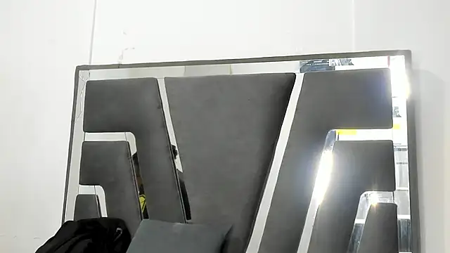 Sophiia88 online show from 04-09-26, 08:04