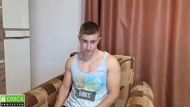 Snapshot of TodMusclePower9 chatting on 07-08-26, 04:24 TodMusclePower9 online show from 07-08-26, 04:24