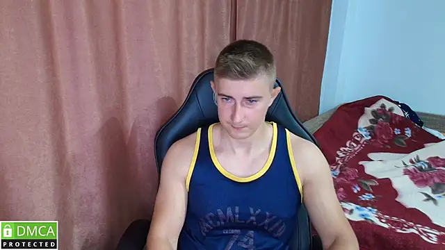 Snapshot of TodMusclePower9 chatting on 06-17-26, 10:03 TodMusclePower9 online show from 06-17-26, 10:03