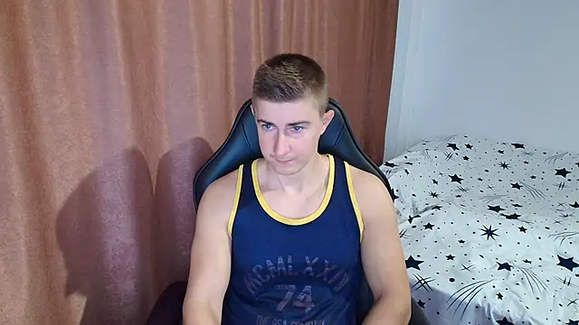 Snapshot of TodMusclePower9 chatting on 02-13-26, 06:24 TodMusclePower9 online show from 02-13-26, 06:24