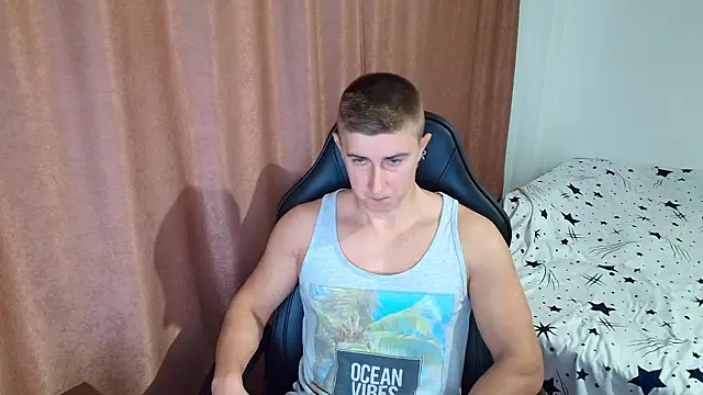 Snapshot of TodMusclePower9 chatting on 02-03-26, 06:40 TodMusclePower9 online show from 02-03-26, 06:40