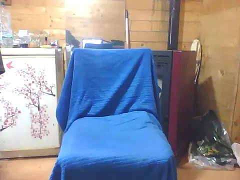 Snapshot of Luanatrav1 chatting on 02-27-26, 08:14 Luanatrav1 online show from 02-27-26, 08:14