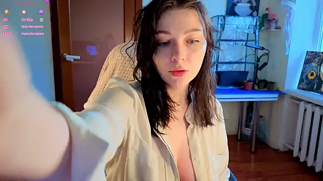 Doll lira online show from 02-14-26, 01:55