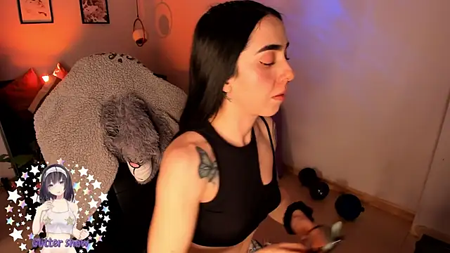 Luna tagliaferri online show from 04-21-26, 09:21