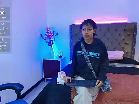 HannahBlue  online show from 03-03-26, 12:12