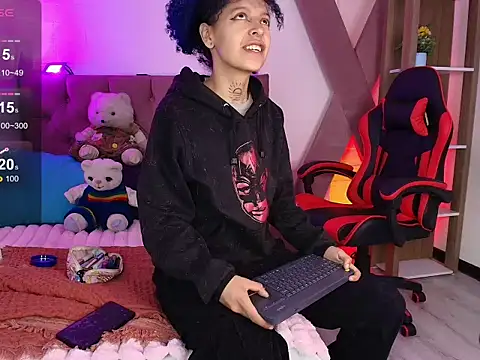 HannahBlue  online show from 02-11-26, 12:16