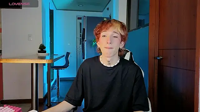 golden twink  online show from 02-11-26, 06:35