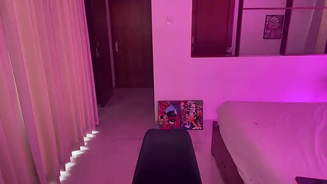 ViviNoir online show from 02-20-26, 12:18