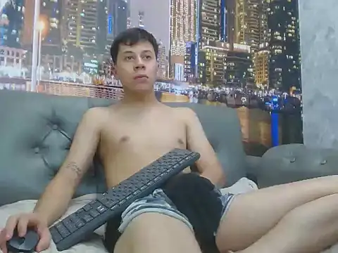 santiago xxxcol online show from 03-31-26, 11:29