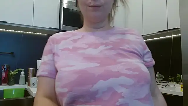 HazelSkyesChat online show from 03-30-26, 10:11