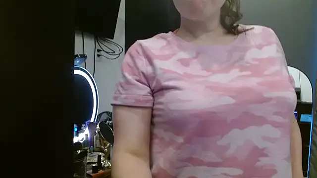 Snapshot of HazelSkyesChat chatting on 02-13-26, 08:31 HazelSkyesChat online show from 02-13-26, 08:31