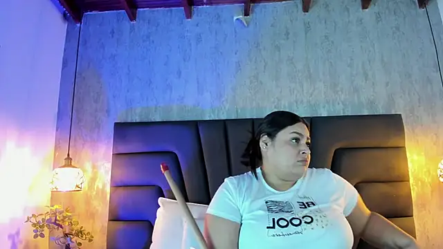 Maya curvy online show from 03-08-26, 05:05