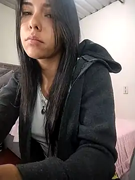 VelvetRosss online show from 04-15-26, 05:06