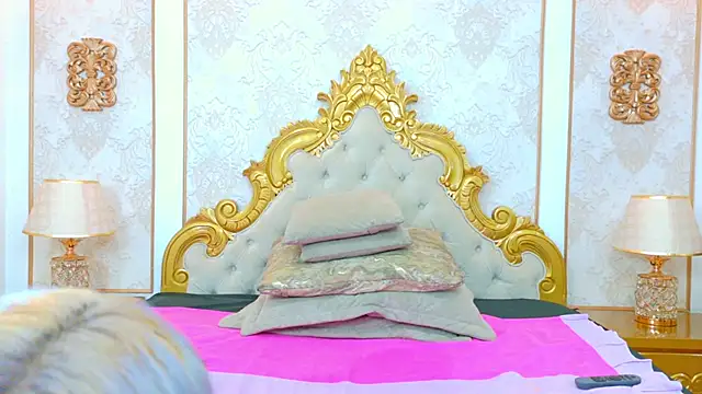 AlanaHouston online show from 02-17-26, 01:19