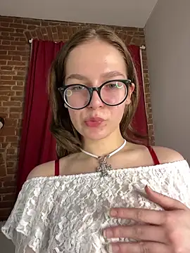 MyKittySayMeow online show from 03-21-26, 08:46