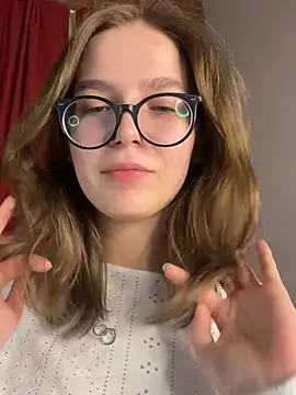 MyKittySayMeow online show from 02-25-26, 08:41