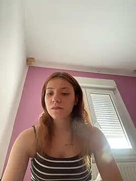 SofieKayla online show from 04-10-26, 02:13