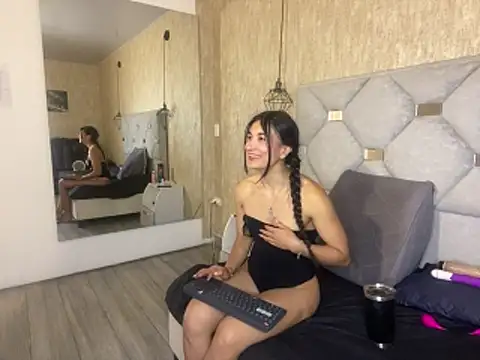 Snapshot of sweetsensations chatting on 04-12-26, 05:16 sweetsensations online show from 04-12-26, 05:16