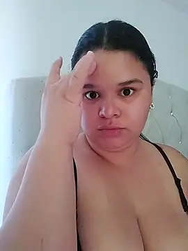 SamanthaStonee online show from 02-05-26, 08:37