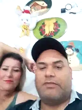 Snapshot of wessAndSandri chatting on 02-26-26, 07:58 wessAndSandri online show from 02-26-26, 07:58