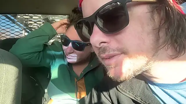 mr mrs glitter online show from 04-11-26, 09:51