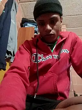 Snapshot of suckdream chatting on 02-22-26, 03:31 suckdream online show from 02-22-26, 03:31