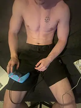 Snapshot of Lucas328706 chatting on 06-23-26, 05:55 Lucas328706 online show from 06-23-26, 05:55