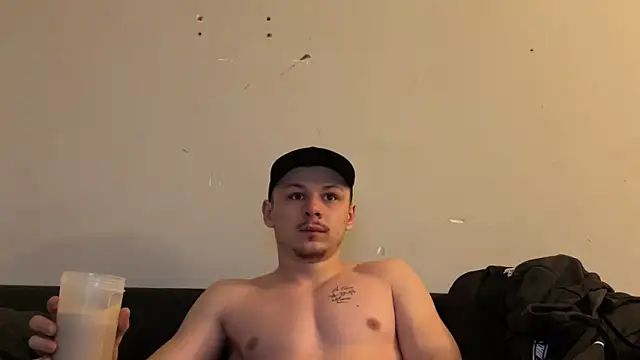 Snapshot of Lucas328706 chatting on 02-26-26, 01:44 Lucas328706 online show from 02-26-26, 01:44