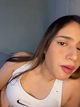 Snapshot of romyamo chatting on 03-01-26, 04:12 romyamo online show from 03-01-26, 04:12