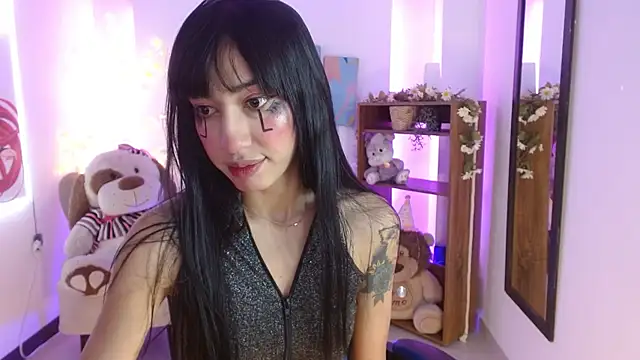 Snapshot of FIORELLA_L chatting on 06-04-26, 12:10 FIORELLA L online show from 06-04-26, 12:10