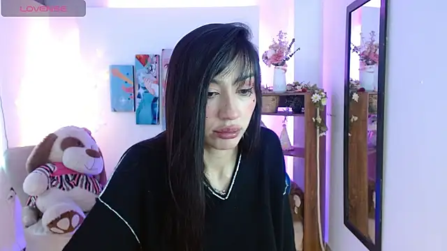 Snapshot of FIORELLA_L chatting on 05-10-26, 12:09 FIORELLA L online show from 05-10-26, 12:09