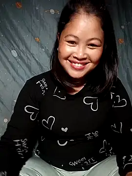 Snapshot of Mayly_Sweet chatting on 02-27-26, 01:00 Mayly Sweet online show from 02-27-26, 01:00