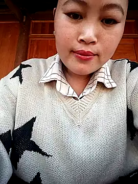 Snapshot of Mayly_Sweet chatting on 02-06-26, 09:05 Mayly Sweet online show from 02-06-26, 09:05