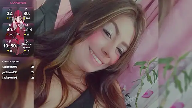 Snapshot of Rosario_96 chatting on 05-27-26, 01:57 Rosario 96 online show from 05-27-26, 01:57