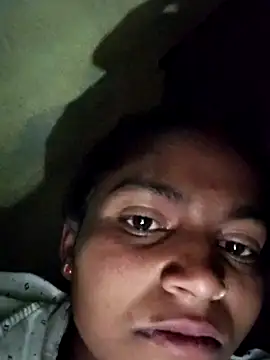 Snapshot of Gungun_thakur chatting on 02-05-26, 09:10 Gungun thakur online show from 02-05-26, 09:10